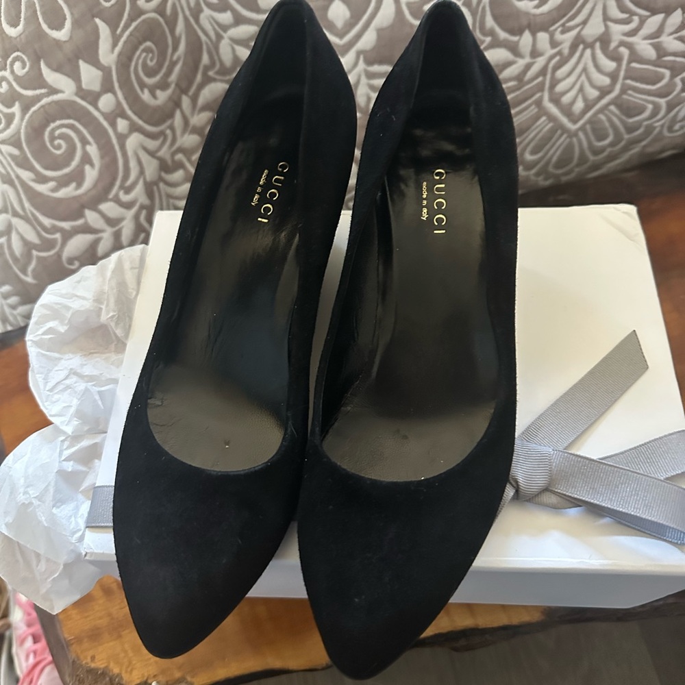 Gucci Women's Classic Black Heels
